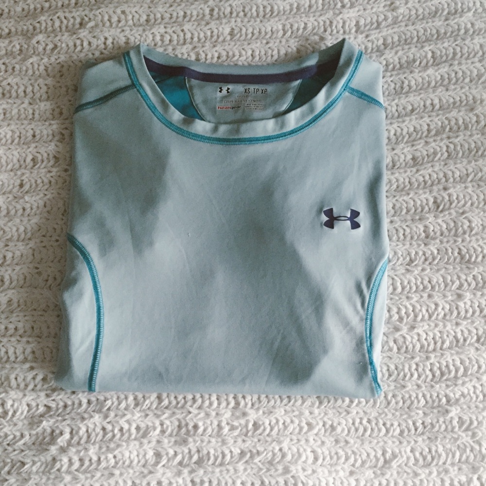 UNDER ARMOR✨workout top - Picture 5 of 10